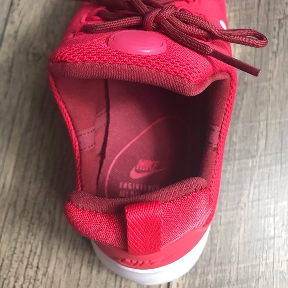 NWT Nike Air Presto Fly Tropical🌴Pink/Coral WMNS - Picture 8 of 8